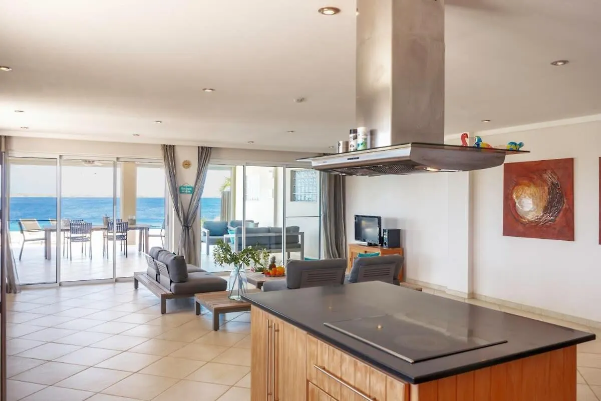 Oceanfront Deluxe Apartment Blue Marlin At Den Laman Kralendijk