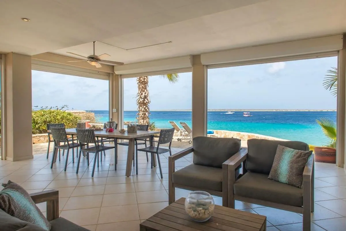 Oceanfront Deluxe Apartment Blue Marlin At Den Laman Kralendijk Bonaire, Sint Eustatius & Saba