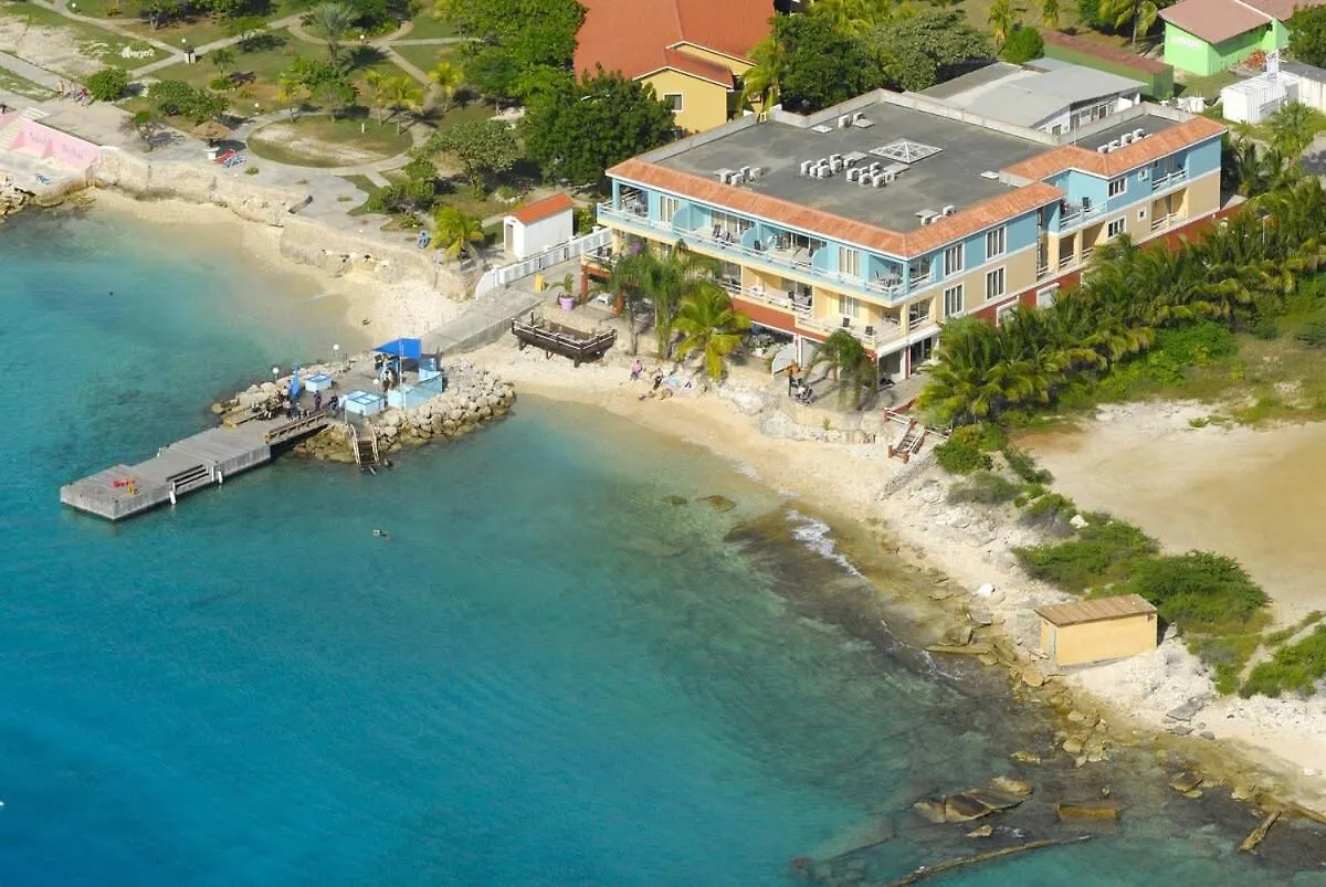 Oceanfront Deluxe Apartment Blue Marlin at Den Laman Kralendijk Bonaire, Saint-Eustache et Saba
